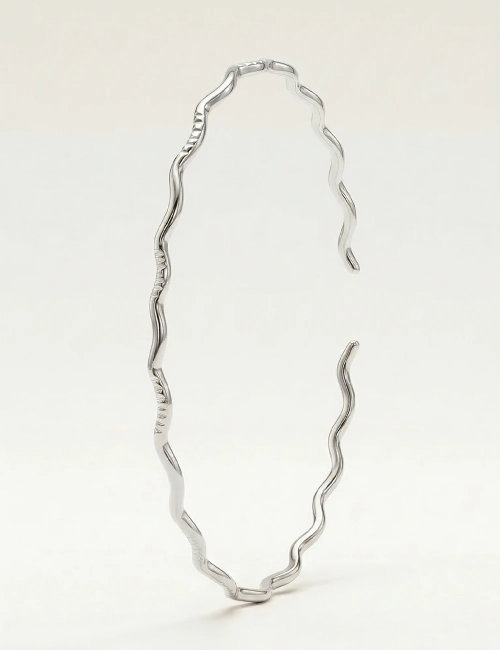 Jonc Lema – Bracelet jonc texturé doré ou argenté ajustable