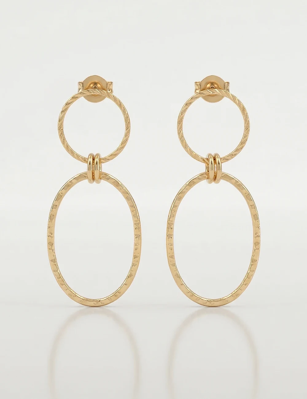 Boucles d’oreilles Sime – Boucles dorées ou argentées à anneaux texturés