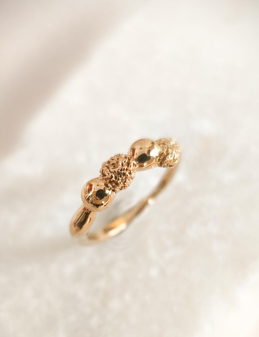 Bague Vela – Taille 52 - Bague dorée à l’or fin unique