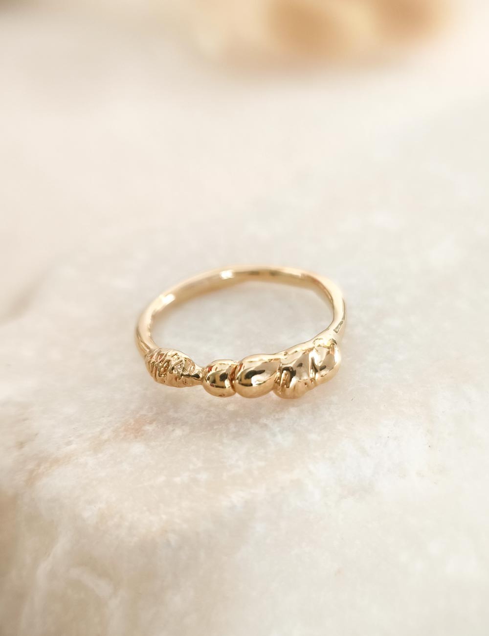 Bague Almé – Taille 53 – Bague dorée à l’or fin unique