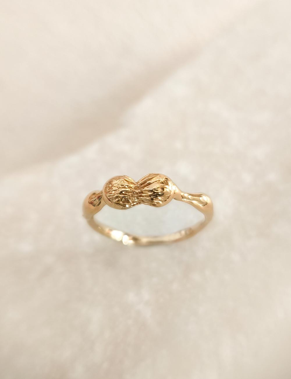Bague Olya – Taille 51 – Bague dorée à l’or fin unique