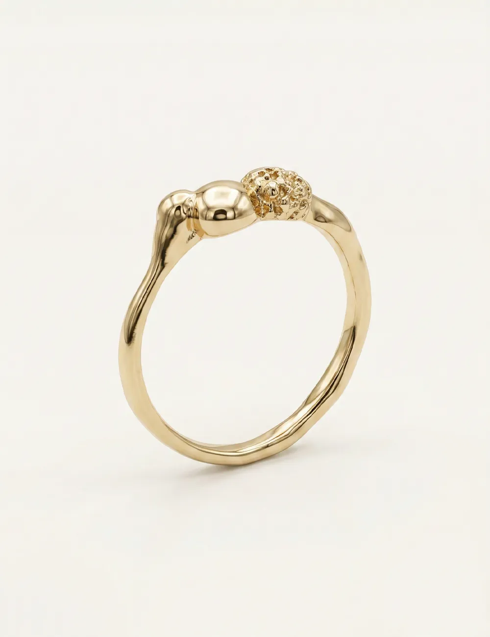 Bague Sélia – Taille 52 – Bague dorée à l’or fin unique