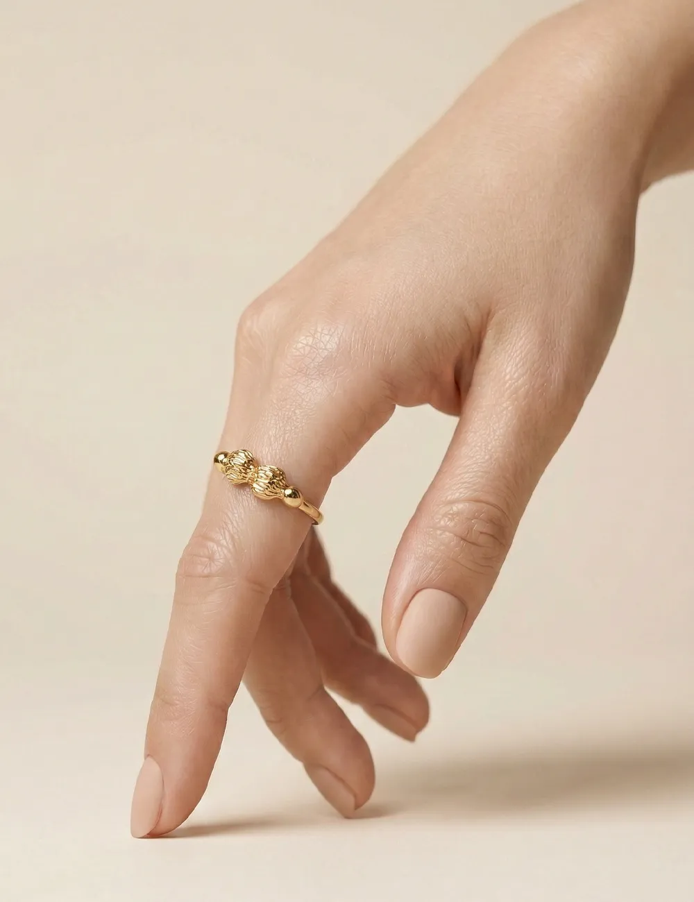 Bague Lya – Taille 51 – Bague dorée à l’or fin unique