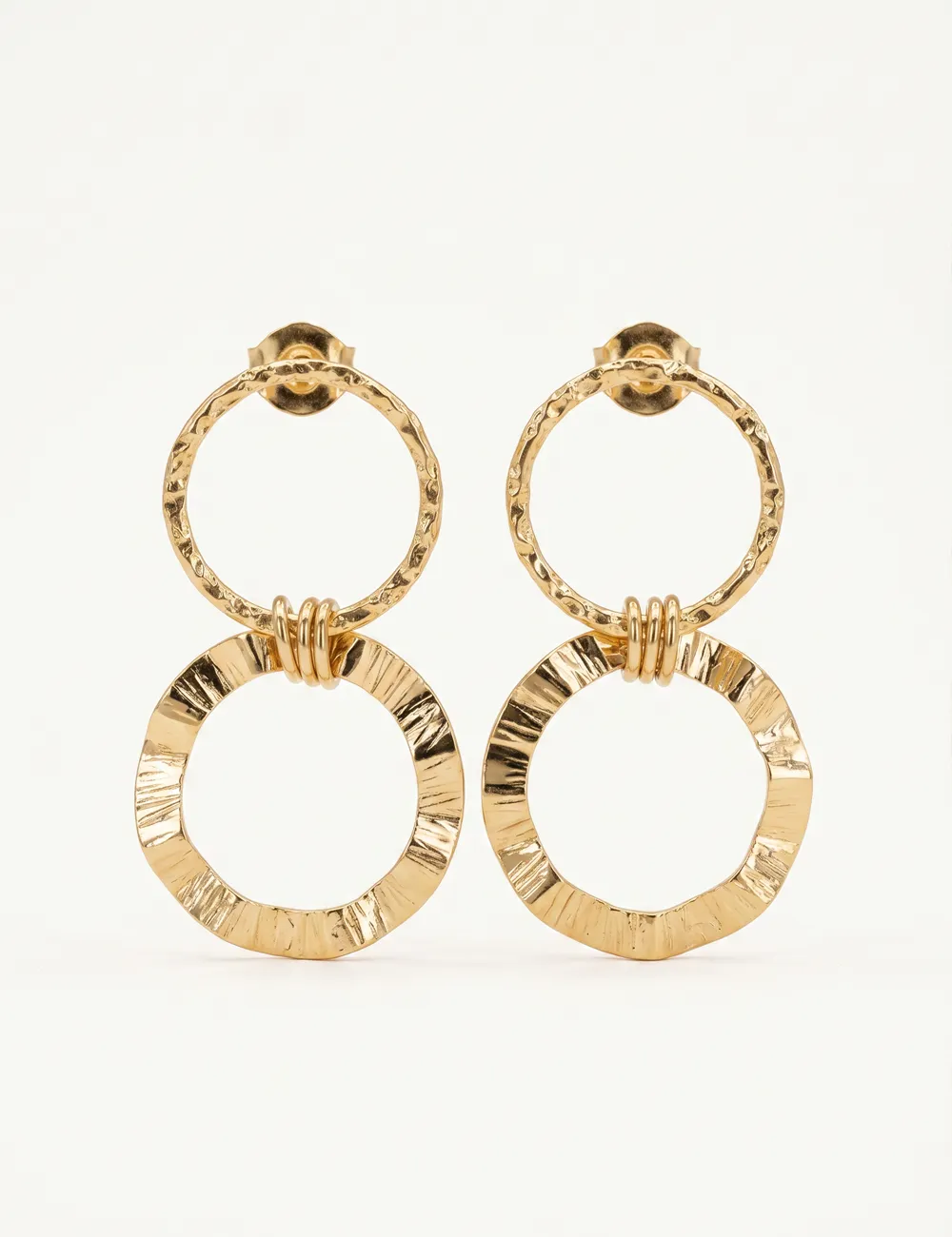 Boucles d’oreilles pendantes Baw dorées à l’or fin