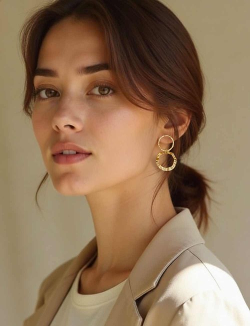 Boucles d’oreilles pendantes Baw dorées à l’or fin
