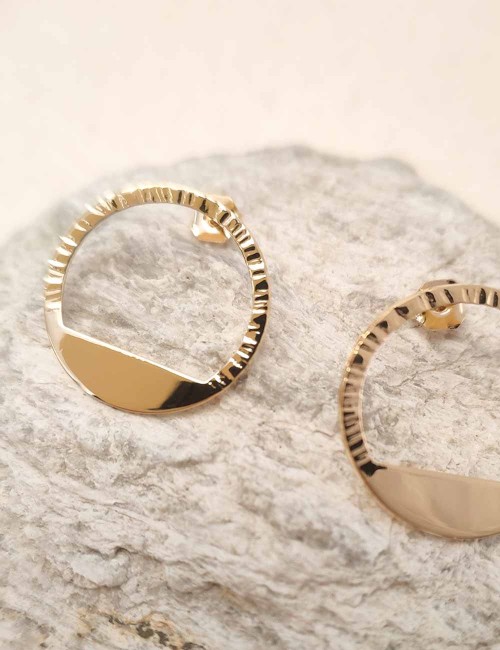Boucles d’oreilles Kadu dorées à l’or fin ou argentées