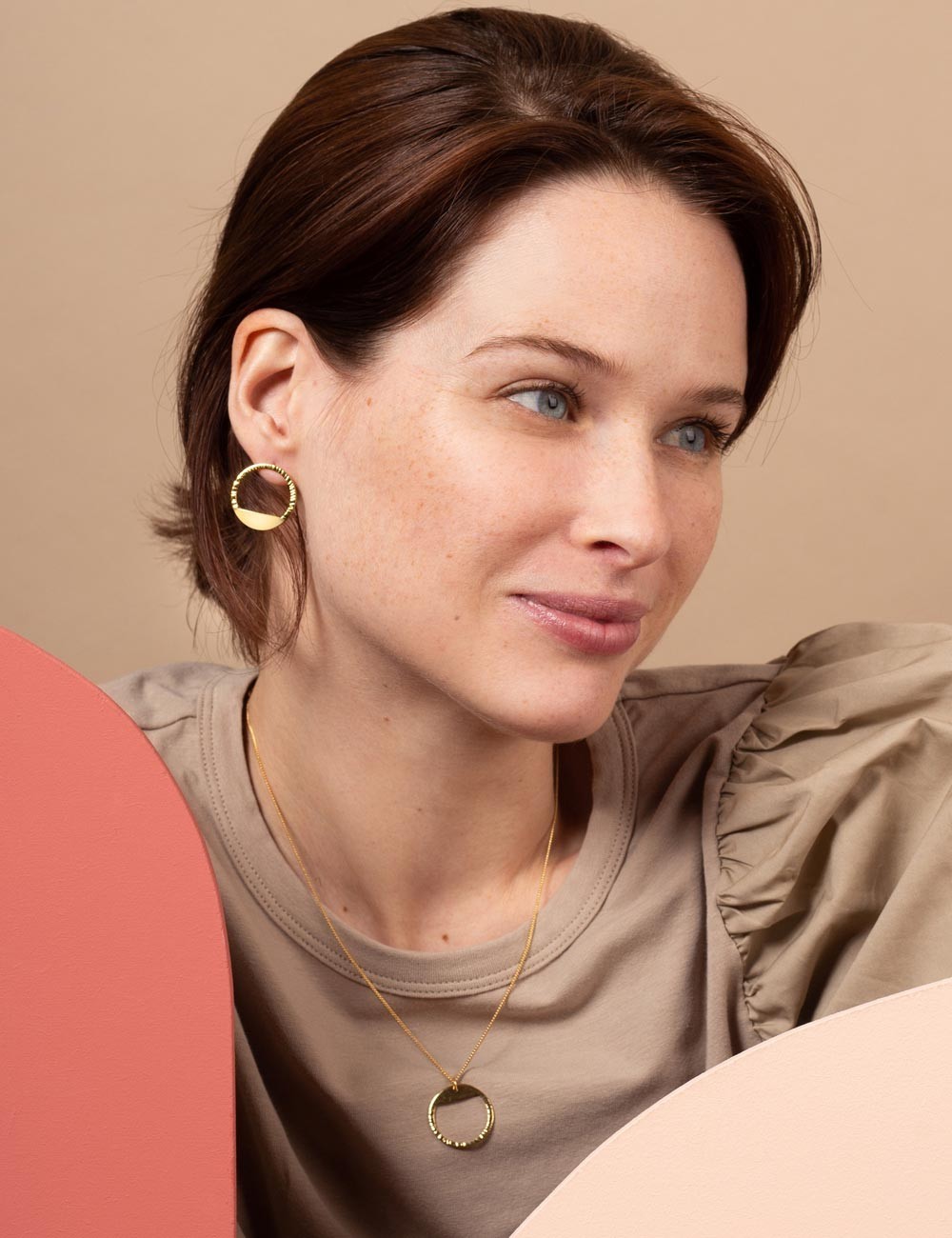 Boucles d’oreilles Kadu dorées à l’or fin ou argentées